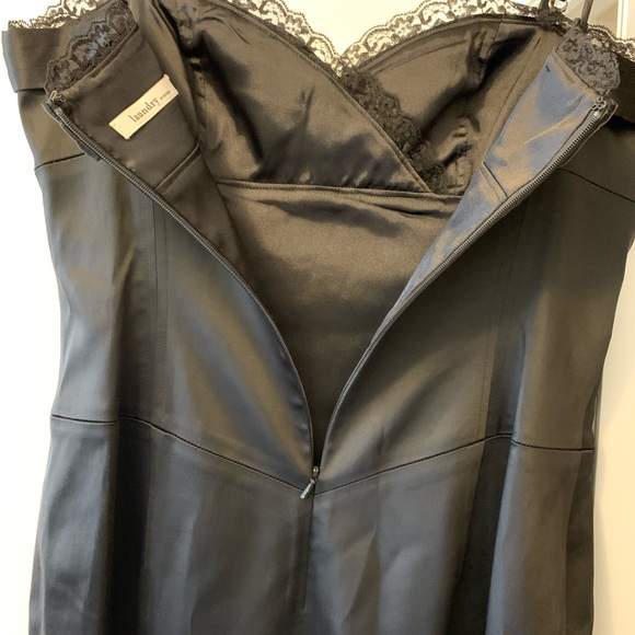 Silk dress - Picture 3 of 5